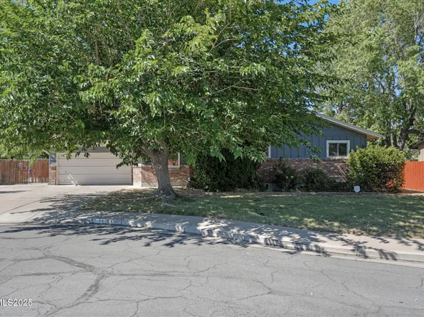 1095 Maplewood Dr, Reno, NV 89509