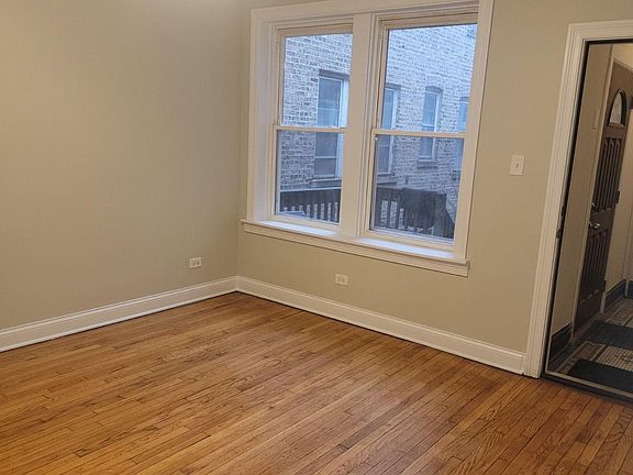 5th image of 1932 N Keeler Ave #1