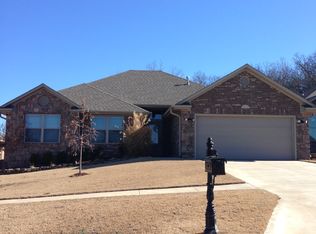 6111 Red Oak Ct, Fort Smith, AR 72916