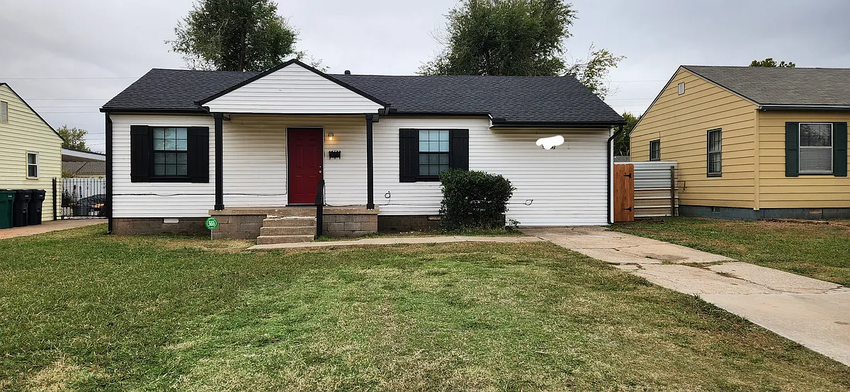 Building Photo - 1312 SW 46th St