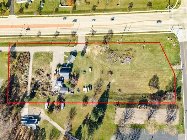 E Main St, Reedsburg, WI 53959
