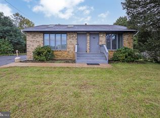 606 S Burnt Mill Rd, Voorhees, NJ 08043