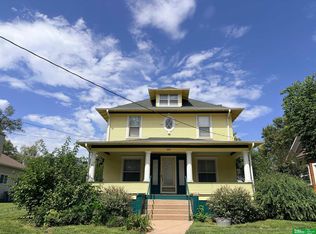 629 E 7th St, York, NE 68467
