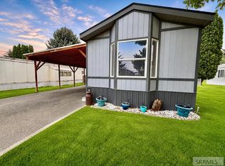 1835 N Whispering Pines Dr, Idaho Falls, ID 83401