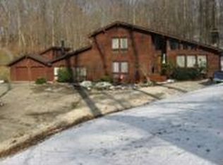 52 Joyce Rd, Kenova, WV 25530