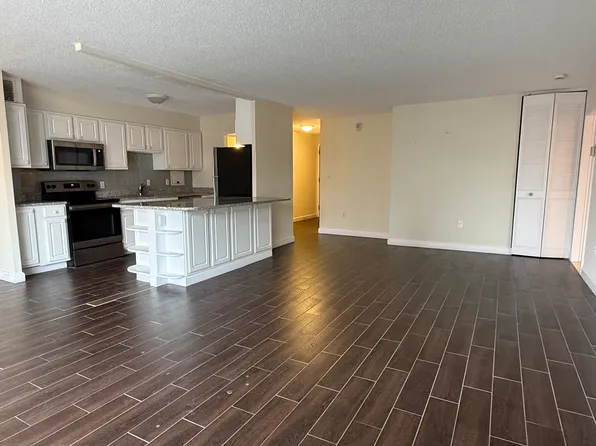 60 Longwood Ave, Brookline, MA