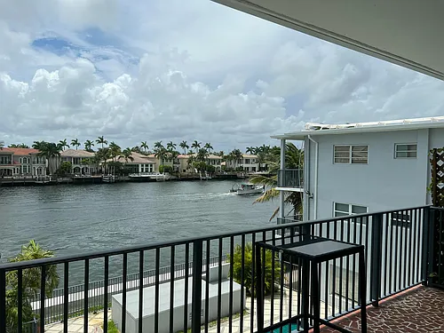 2200 S Ocean Dr Photo 1