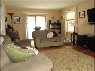 159 Barrett Rd, New London, NH 03257