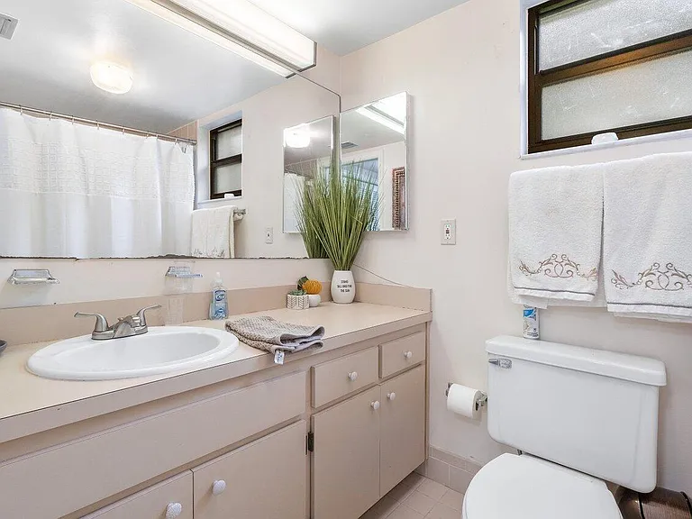 11863 Wimbledon Cir #427 — Photo 6