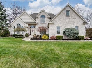 7956 Clover Creek Rd, Maumee, OH 43537