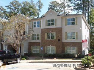 2304 Fairington Village Dr, Lithonia, GA 30038
