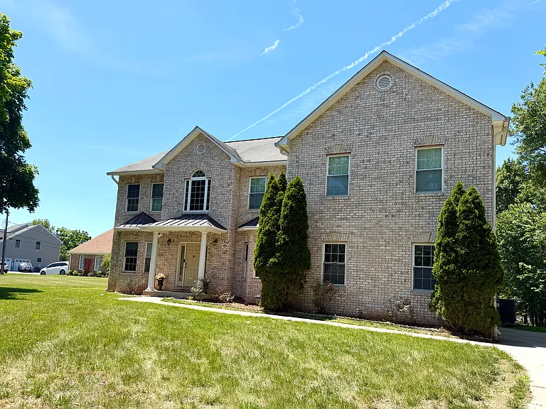 13704 Old Columbia Pike — Photo 1