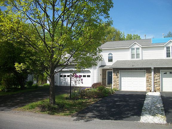 2nd image of 30 Woodside Dr