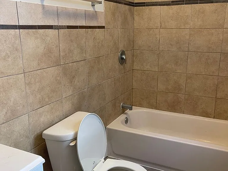 4837 Baltimore Ave — Photo 8