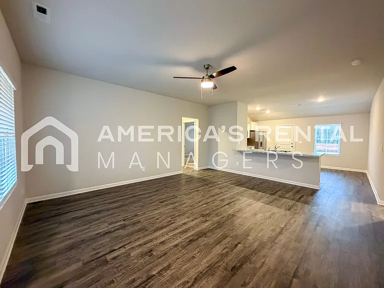 106 Coral Bells Rd — Photo 4