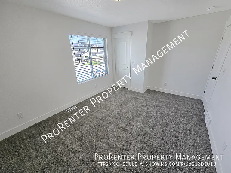 3111 S Edgewater Cv — Photo 20