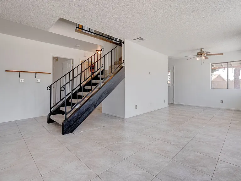 5519 Myron Cir — Photo 3