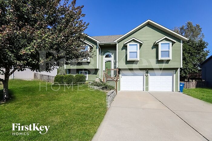 1st image of 1030 Bunting Ln