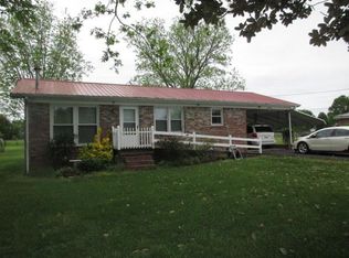 65 General Forrest Dr, Bruceton, TN 38317