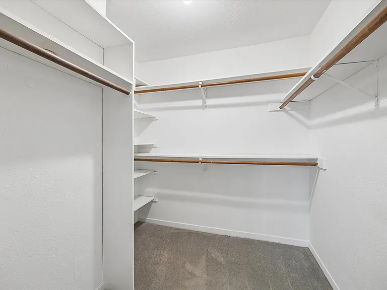 1617 W Sam Houston Pkwy S — Photo 16
