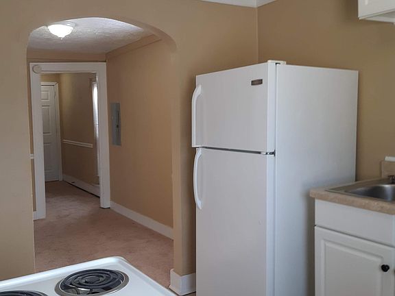 Kitchen to Dining Room