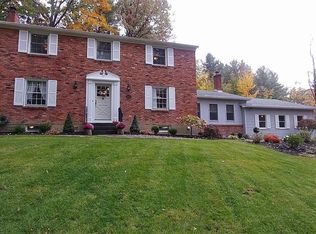 1378 Ruffner Ct, Niskayuna, NY 12309