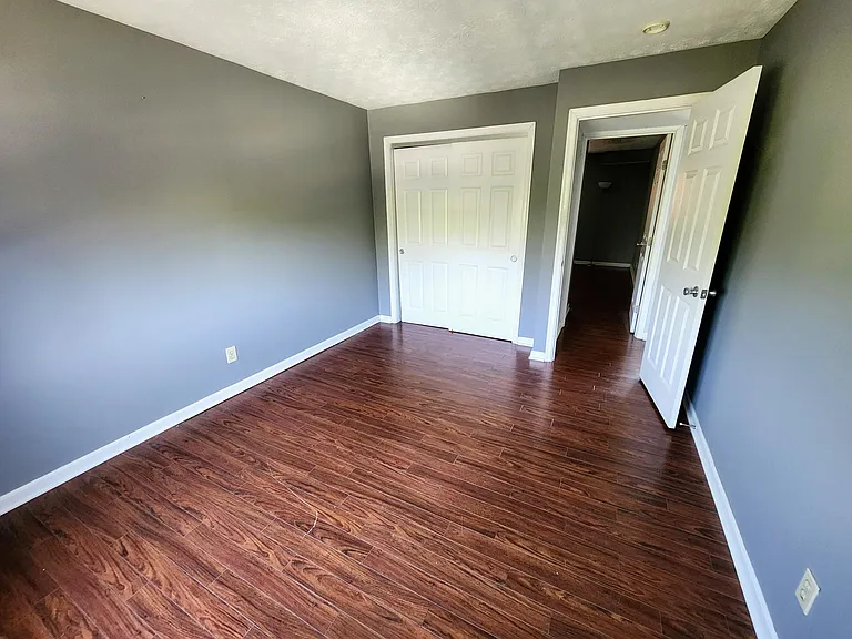 355 Grand Ave #201 — Photo 12