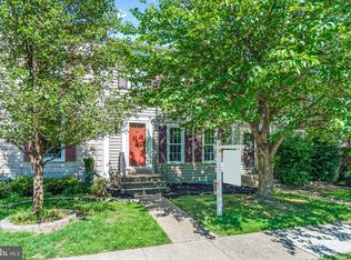 7989 Northumberland Rd, Springfield, VA 22153