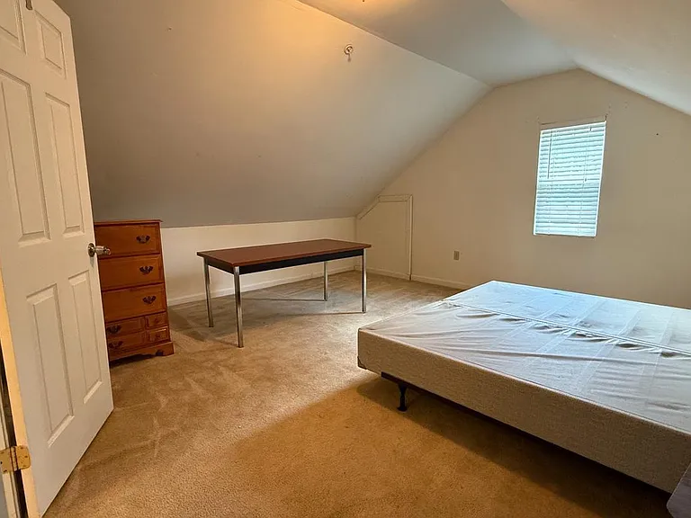 5212 Astor Pl SE — Photo 29