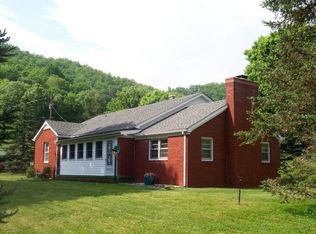 166 Styles Rd, Burnsville, NC 28714