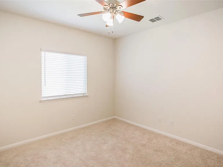 242 Mossycup Dr — Photo 27