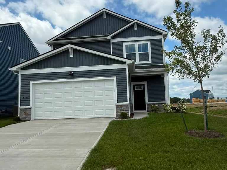 3802 Sterling Dr — Photo 1