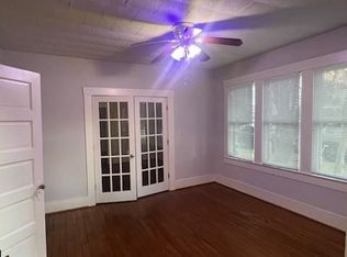 6002 Center St, Houston, TX 77007