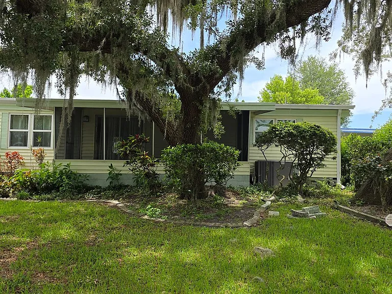 2601 Houston Pl — Photo 1
