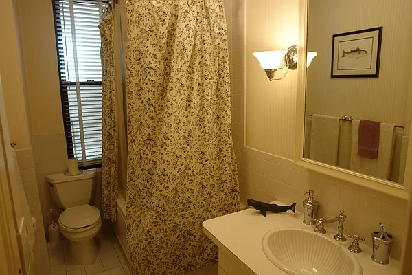 Rented by Corcoran | media 33