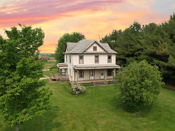 17413 Great River Rd, Mc Gregor, IA 52157