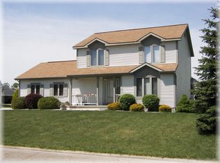 1119 Wolf Run Dr, Lansing, MI