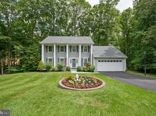 14432 Alps Dr, Woodbridge, VA 22193