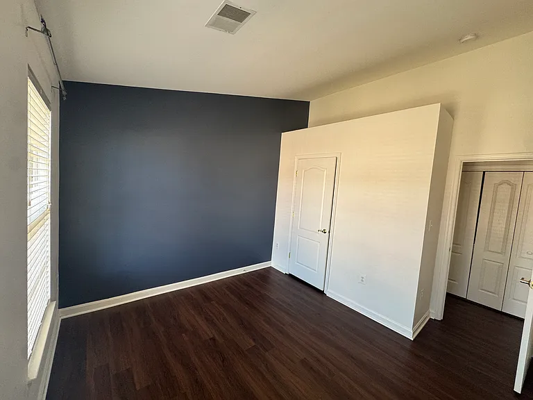 Bed Room 2 and closet