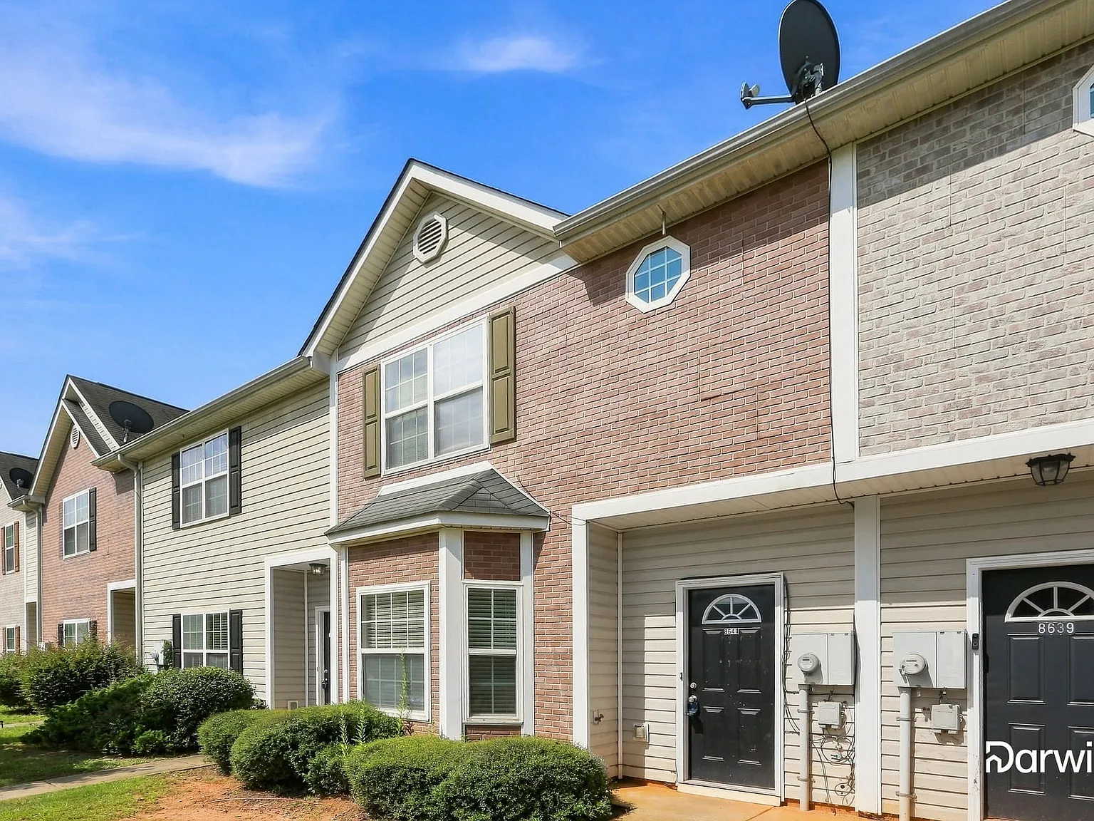 4 bed, 3.0 bath, 1540 sqft, $1,580 — Photo 2