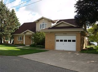 300 Riviera Dr, Brooklyn, MI 49230