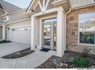 28 Sage Flats Ln, Fletcher, NC 28732