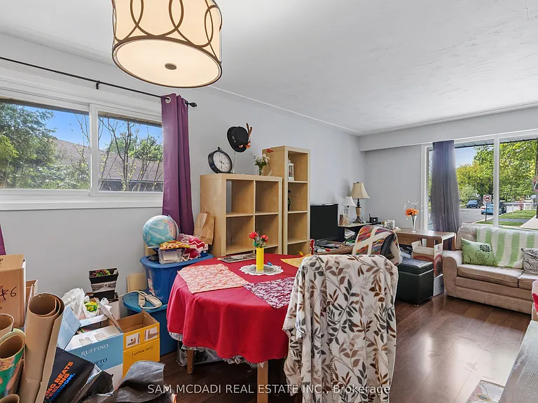 3456 Rexway Dr #UPPER — Photo 7