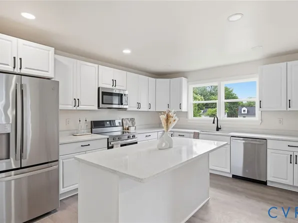 1501 Dixon St, Fredericksburg, VA 22401