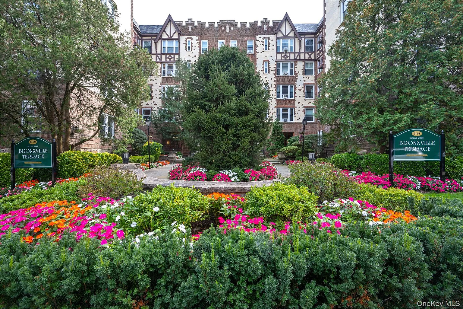 1468 Midland Avenue #4D photo 1