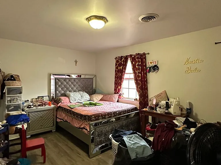 270 Albert Ct — Photo 12