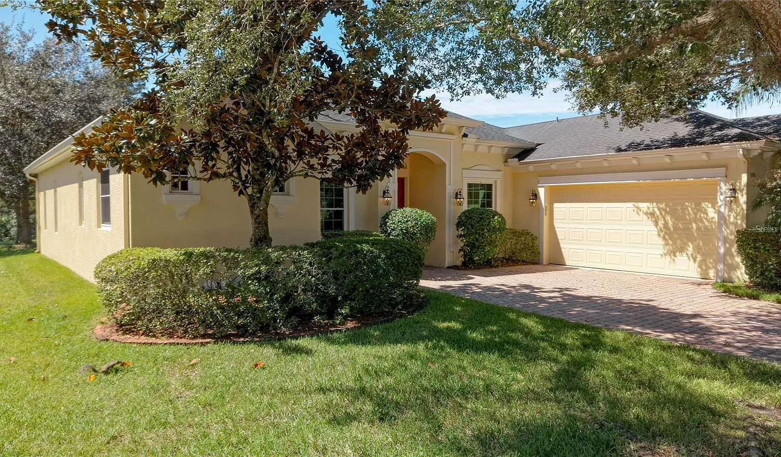 4 bed, 2559 sqft, $3,200 — Photo 2