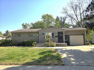 620 Brookside Dr, Iowa City, IA, 52245