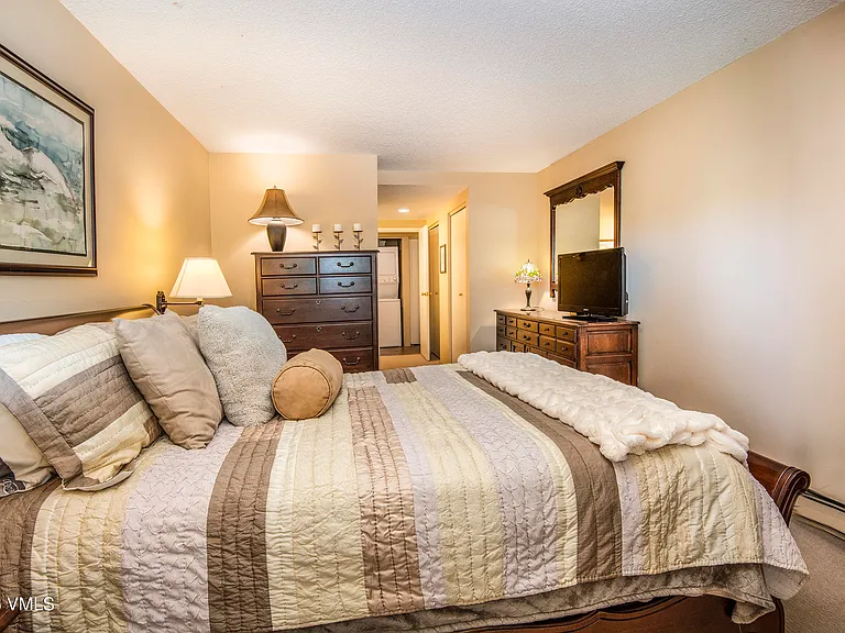 1650 Fallridge Rd #304 — Photo 21