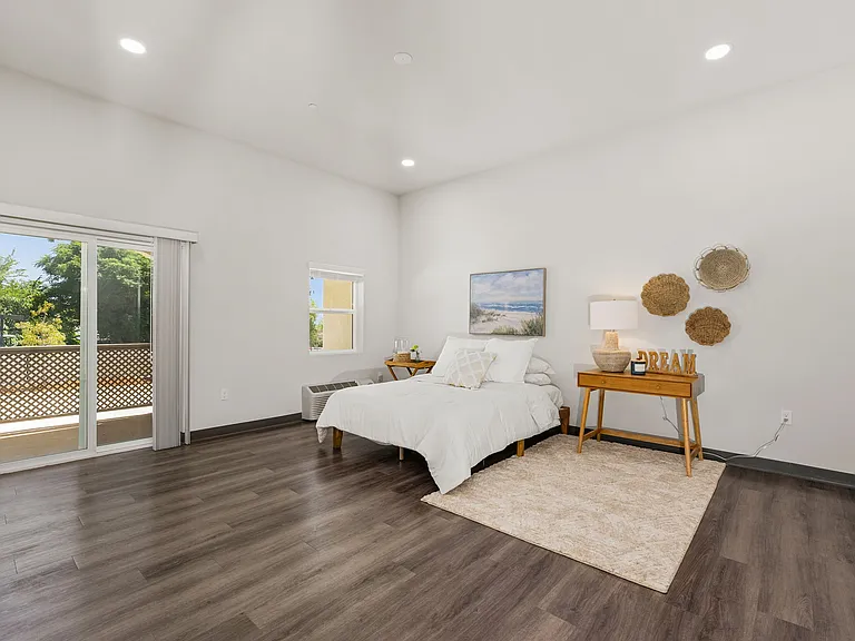 Paradise Oaks Luxury Senior Living — Photo 6